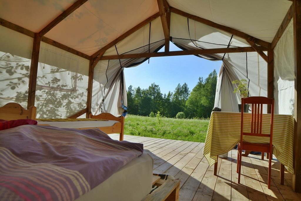 Готель Glempings Klaukas Сігулда Номер фото